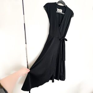 Vintage Arjon California Black wrap dress size 5 sleevless